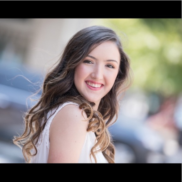 Meet your Posher, Grace - Picture 1 of 1